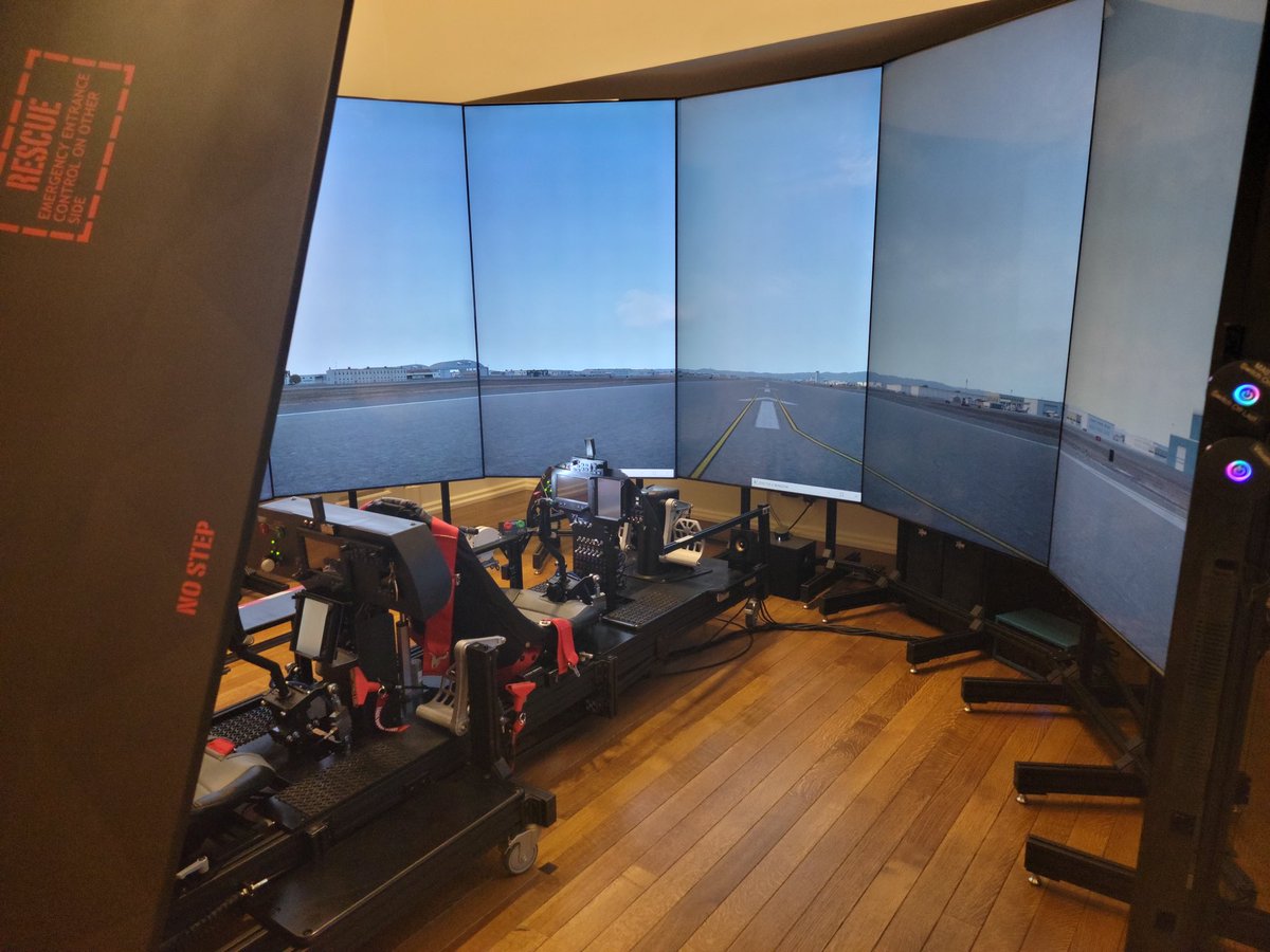 FSimulators's tweet image. Lockheed SR71 Blackbird. Great project.