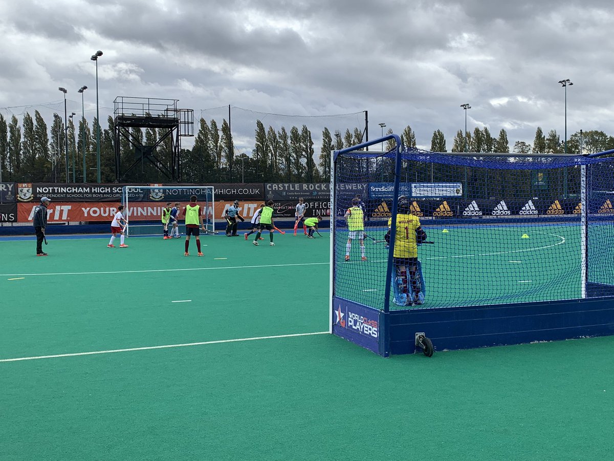 UKLionsHockey1's tweet photo. Great Day 1.  #nofear #ubuntu #mates  The rest follows.  🦁🏑🔥 https://t.co/gxLI9YChpT