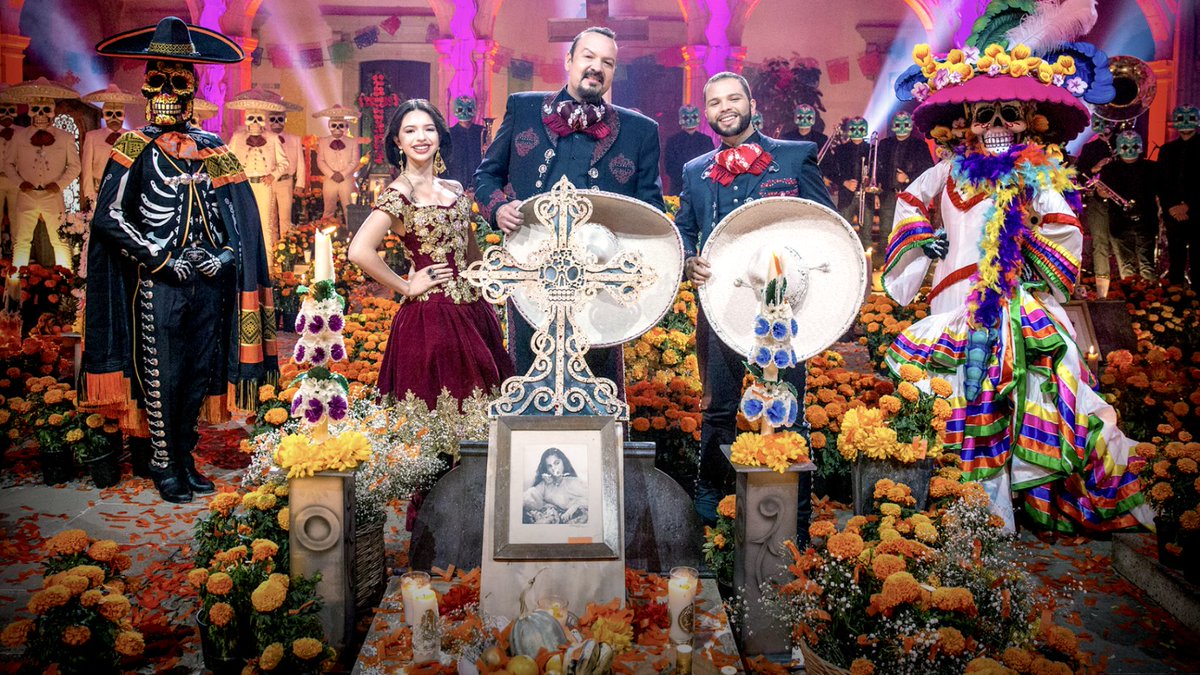 🌺🌼💀🌸🌼
#LosAguilar celebran la vida.

<a href="/PepeAguilar/">Pepe Aguilar</a>, <a href="/AngelaAguilar__/">Ángela Aguilar 🇲🇽</a> y <a href="/LAguilarOficial/">Leonardo Aguilar</a> presentan: #MexicanoHastaLosHuesos.

apple.co/3bgsAIz