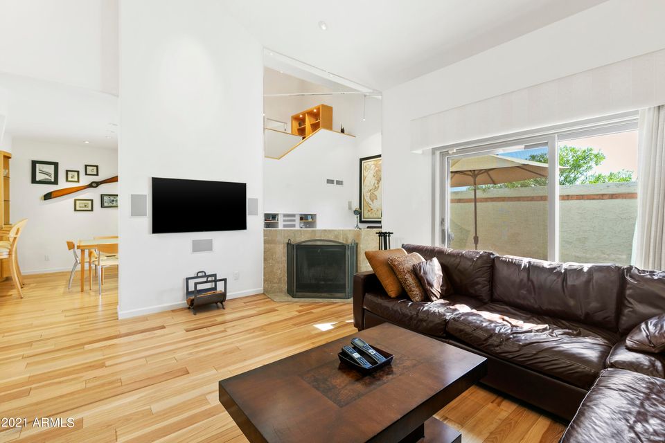 CoryMishkin's tweet photo. New Listing!  🚨🚨🚨
Highly Desirable Taliverde Townhouse! - Luxury finishes &amp; Mountain views!
5713 N 24th Pl | Phoenix 85016 
2 Bed + loft  | 2 Bath | 1,789 Sq Ft
$650,000 
🏡 Open House Saturday &amp; Sunday 11am- 2pm https://t.co/ULOXtXlvKB