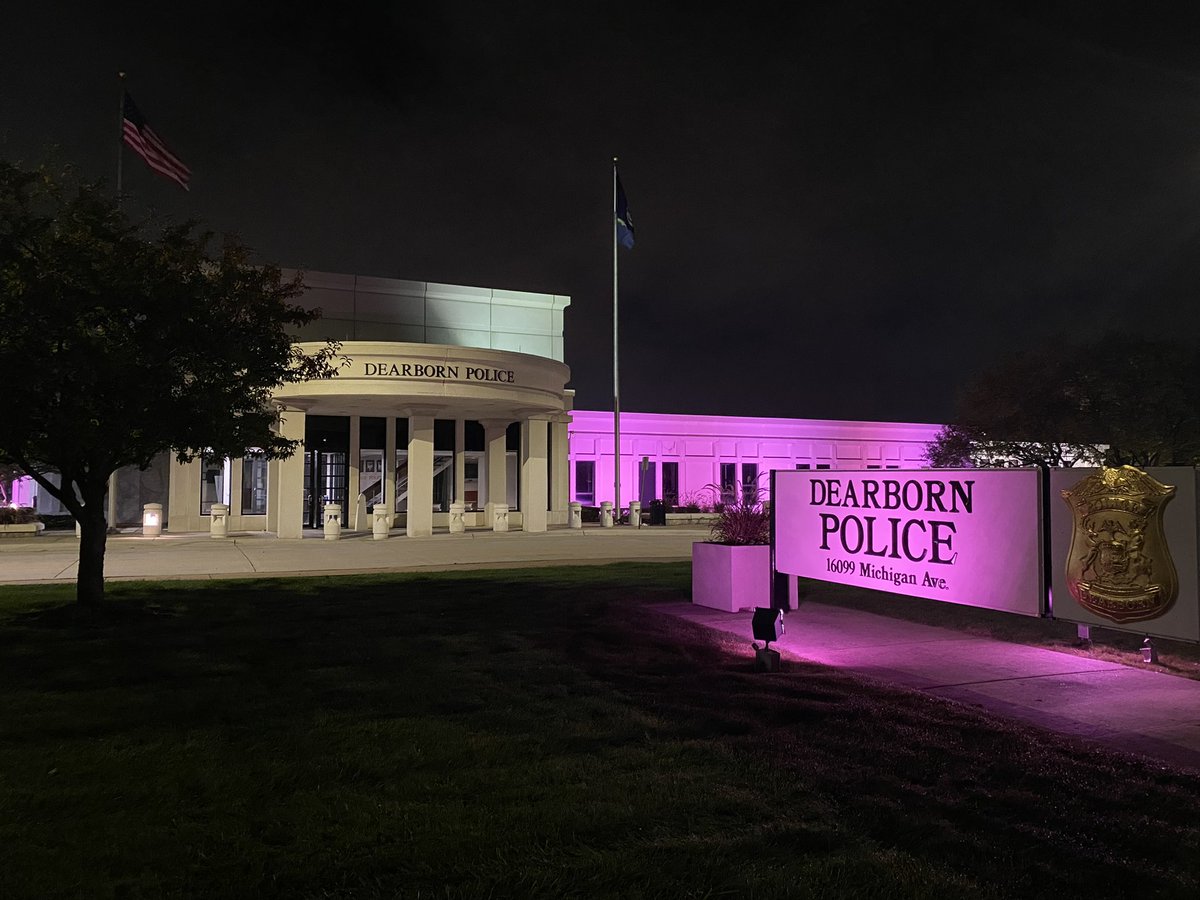 nagy_jennifer17's tweet photo. We only need 393 tweets or RT! Help us achieve by October 31, For #Chevy to support ACS!  Please share this #WeDriveFor message and @chevrolet will donate $5 for every tweet/RT to support ACS #SaveLives @DearbornPolice https://t.co/1b1Vp7Pypg