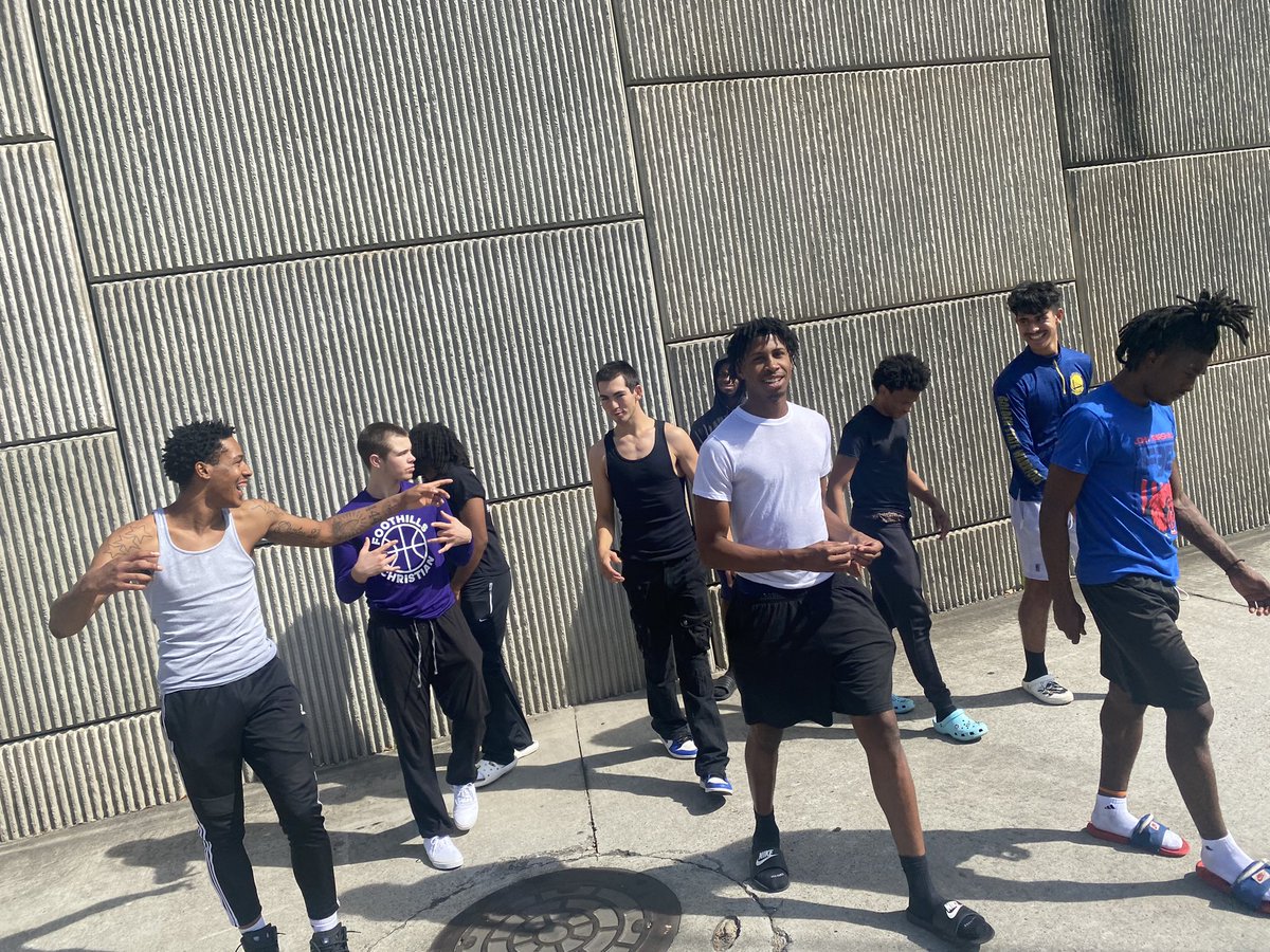 GuruTSuttles's tweet photo. Photos of us exiting Charleston this past weekend. Finished up our 1st Session @PrepSouthConf 1-2. Praises to the most high for safe travels to and from We’re hitting it hard today. #DaRealMVP #MenOfChrist @MocPrep https://t.co/6bQQG9ipbn
