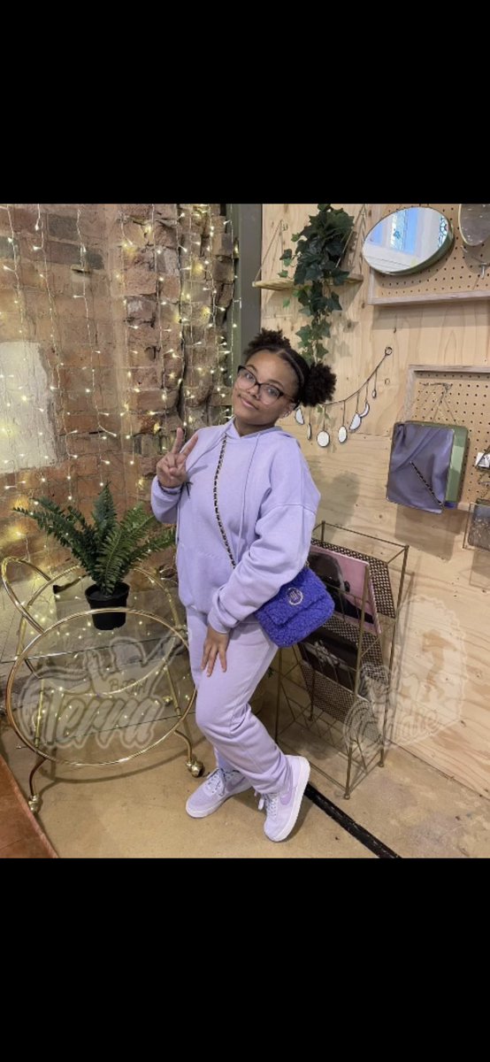 HAD FUN SHOPPING TODAY. #purple #mystyle #myflava #whatsyourstyle #whatsyourflava #judgefair #nopolitics #bgirlterra 🔥🐉😁👊🏽👧🏽