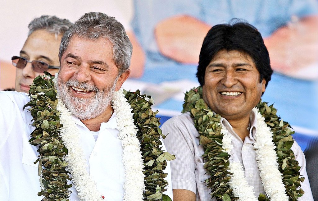 evoespueblo's tweet photo. Querido hermano @LulaOficial:
¡Feliz cumpleaños! Te deseamos muchas alegrías, larga vida y salud para que sigas trabajando por tu patria y por la integración latinoamericana.
Eres un ejemplo como presidente y líder social.

¡Grande, Lula! https://t.co/i1ku7Q9jgp
