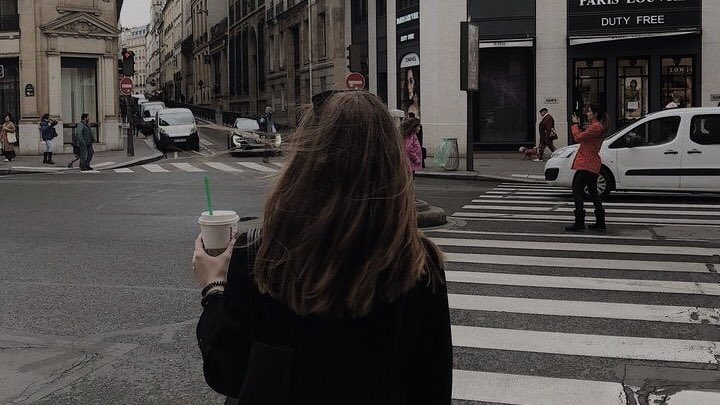 300moods's tweet photo. ☕️ 𝐀 𝐜𝗼𝐟𝐟𝐞𝐞 𝐢𝐧 𝐭𝐡𝐞 𝐬𝐭𝐫𝐞𝐞𝐭𝐬 𝗼𝐟 𝐏𝐚𝐫𝐢𝐬. https://t.co/4kacA7DK2c