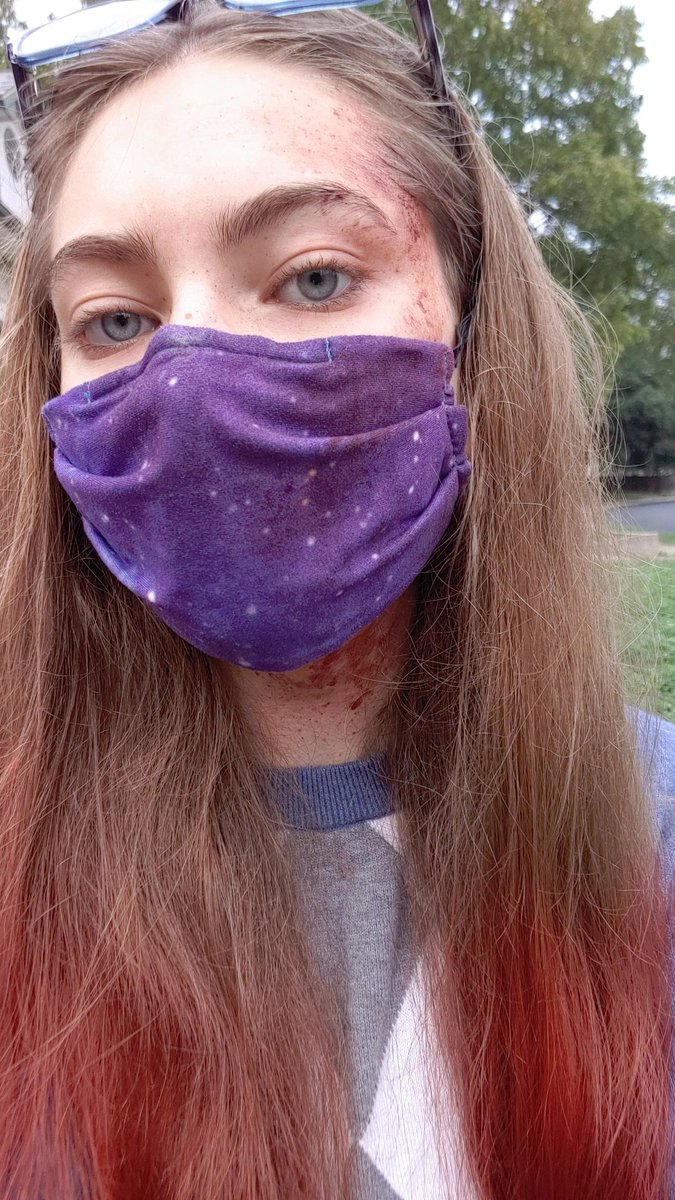 eragon_moore's tweet photo. I've been inactive for so long I'm sorry. Between the crash and all my CC classes I havent really had the time. On the plus side ITS SPOOKY SEASON!!! My favorite time of the year 💞💞💞
Cw// Fake Blood https://t.co/1f2Ieoku61