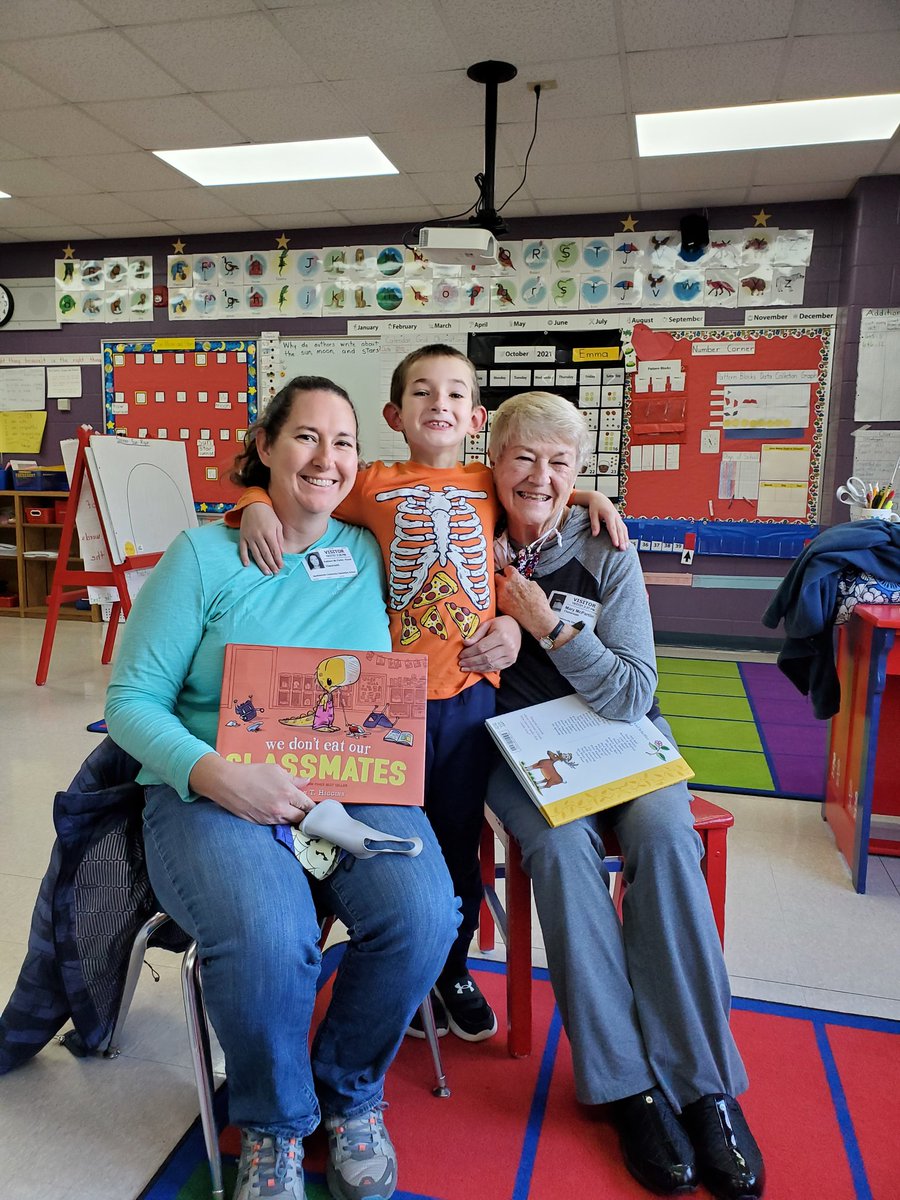 Deitz1stgrade's tweet photo. Sam's family read stories to us during his Star Week. https://t.co/qW5otE4vkG