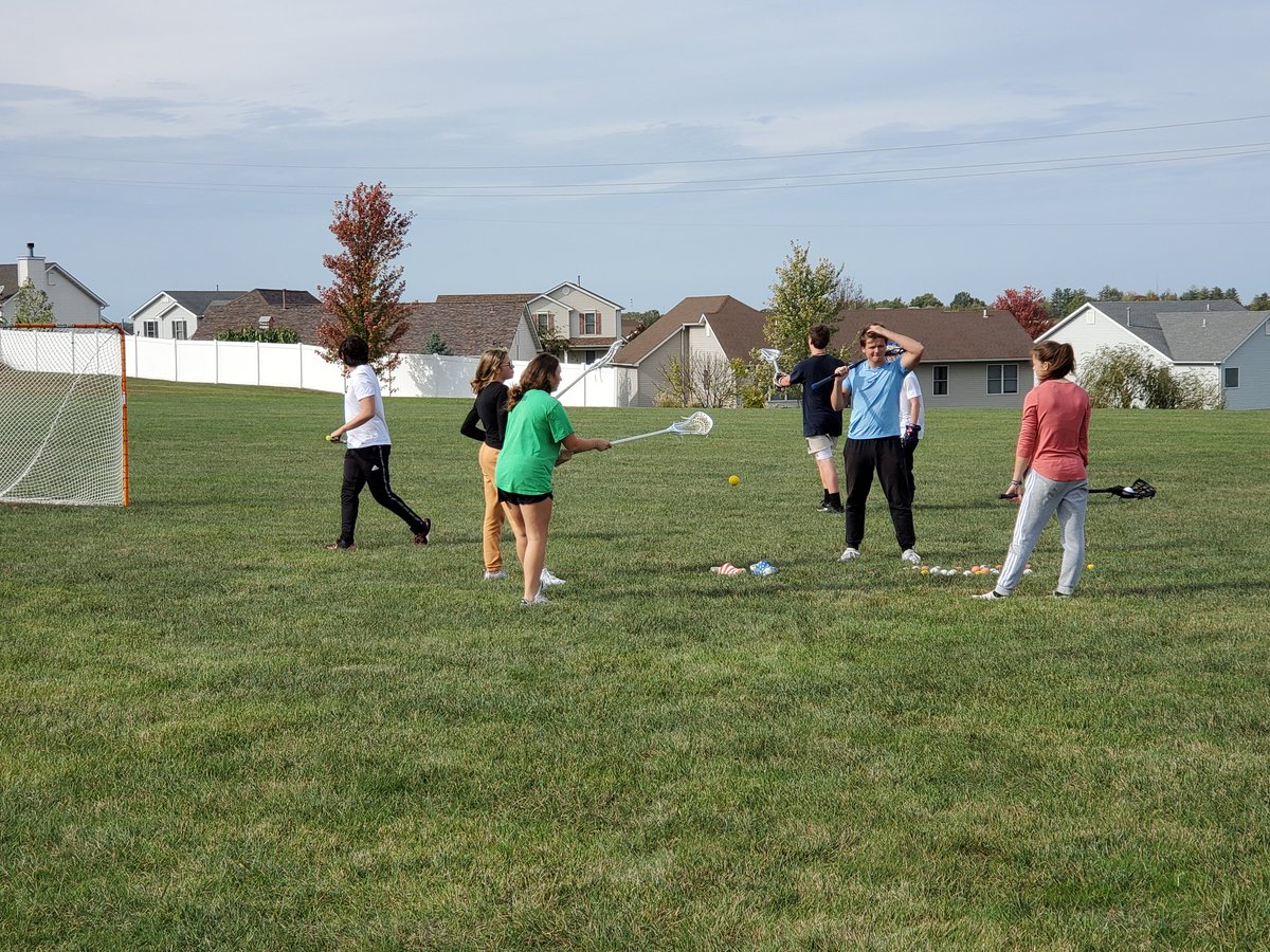 MelanieZerr22's tweet photo. Check us out!!! Lacrosse club 4th Wednesday of each month! @thsactivities @thsprincipal1 https://t.co/cvbV79SGNB