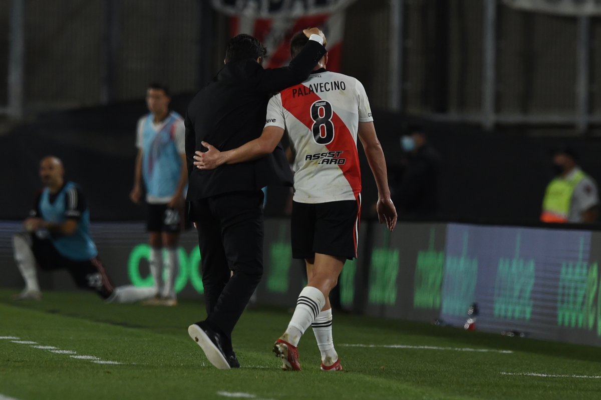 Qué partido, <a href="/APalavecino8/">Agustin Palavecino</a> ⚽️✨ #FiguraRiver