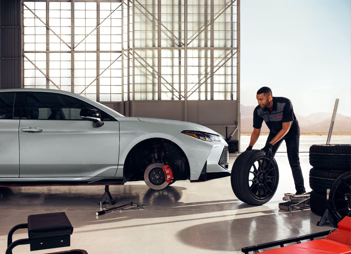 ToyotaWestBank's tweet photo. #Toyota drivers! Did you know that some routine maintenance may be covered under #ToyotaCare? Ask our service center about qualifying services during your next visit: https://t.co/DslEaKbJ9p

#AcceleRide https://t.co/neKIddXhx7