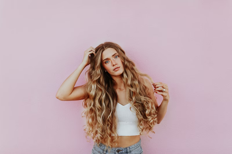 Why do we love hair extensions?
✨ Hide split ends
✨ Add length
✨ Give hair volume
✨ Let you play around with different styles
Just to name a few 😉, but don't just take our word for it—book your hair extension appointment today to see for yourself!