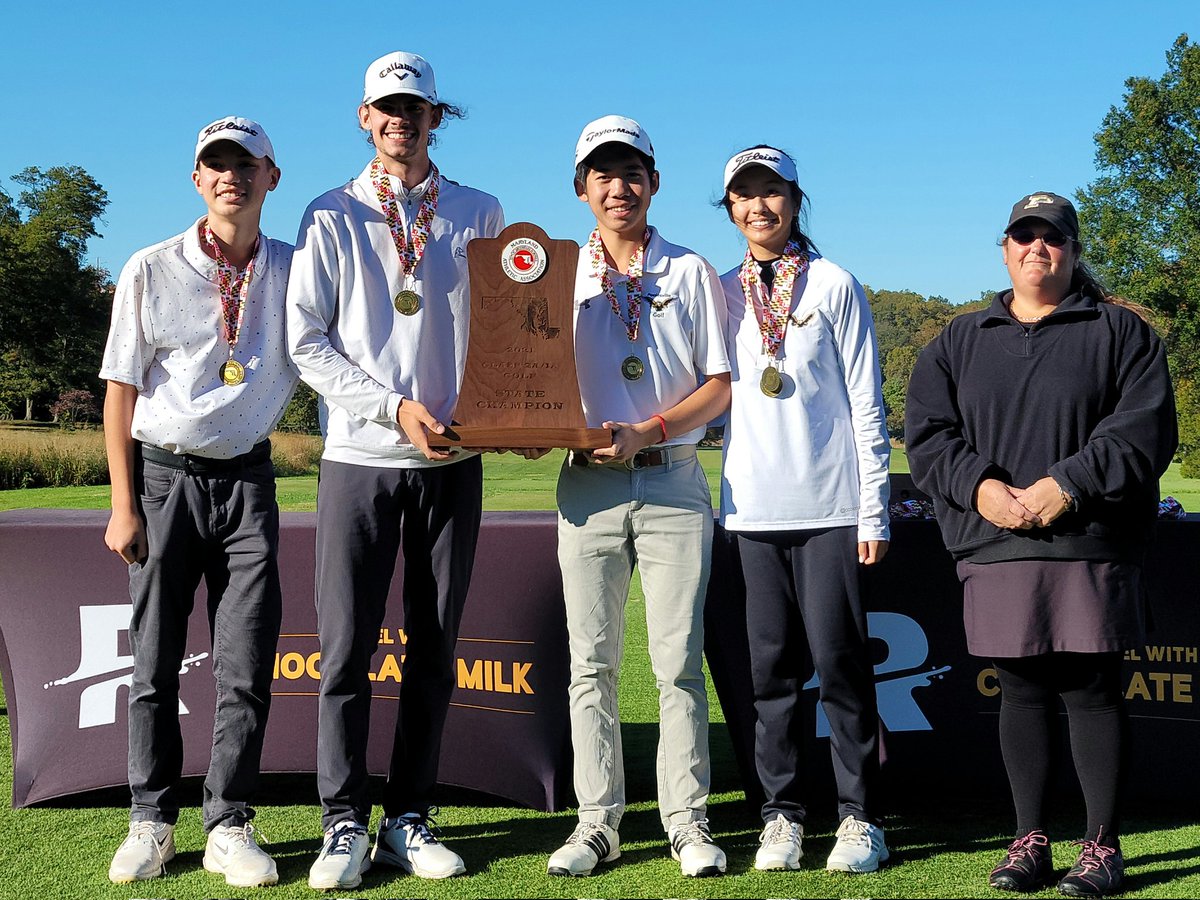 PHSFalcons18's tweet image. PHS Golf team earned the 2A/1A MD State Champions! Congratulations Falcons🖤💛 #WeRaise #Poolesville @MrCarothersPHS @PHSathletics @MCPSAthletics @mcpsAD