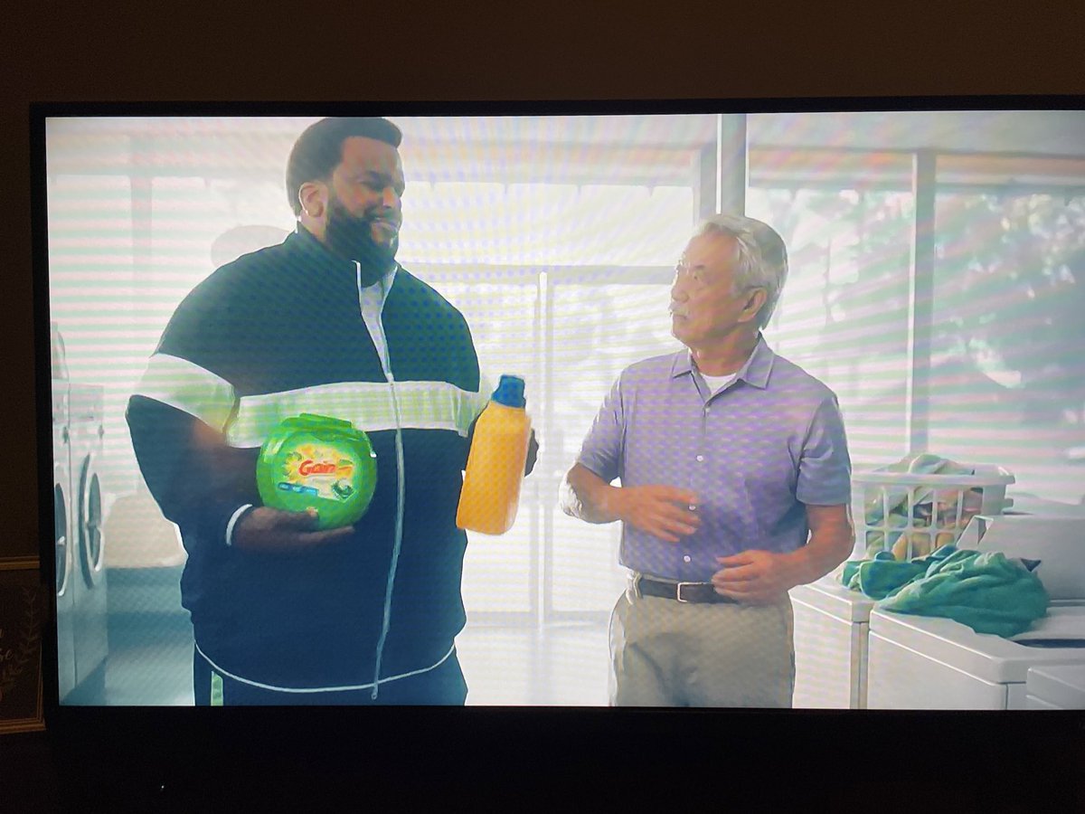 weensandthings's tweet photo. Did Athleap not work out?? Because Darryl is in a lottttt of brands’ commercials these days 😅😅 https://t.co/imtSUMdsX0