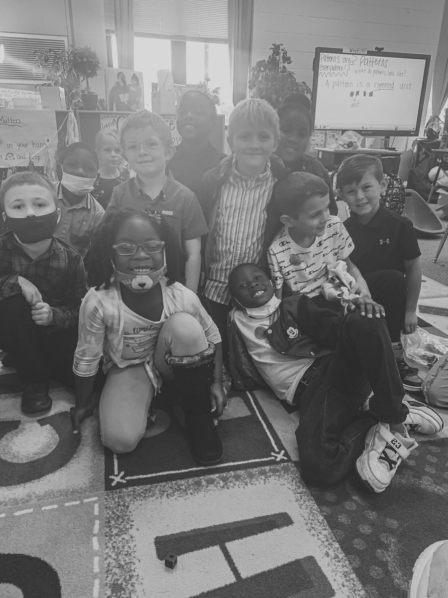 geshunter1st's tweet photo. Red Ribbon Week ❤️ https://t.co/rNFqOzumLD