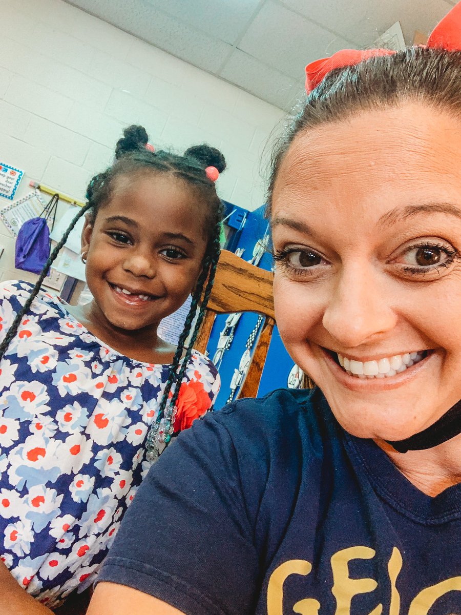 geshunter1st's tweet photo. Red Ribbon Week ❤️ https://t.co/rNFqOzumLD