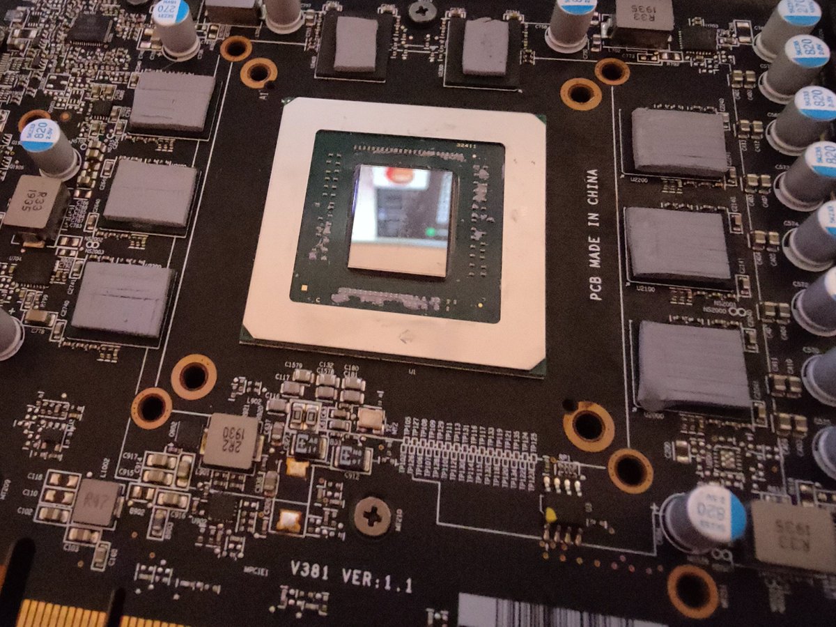 SnowyLoli's tweet photo. Shiny ♡(> ਊ <)♡

Also annoyed at those tiny thermal pads on the top, wtf?? https://t.co/5A6ZRzMx0V