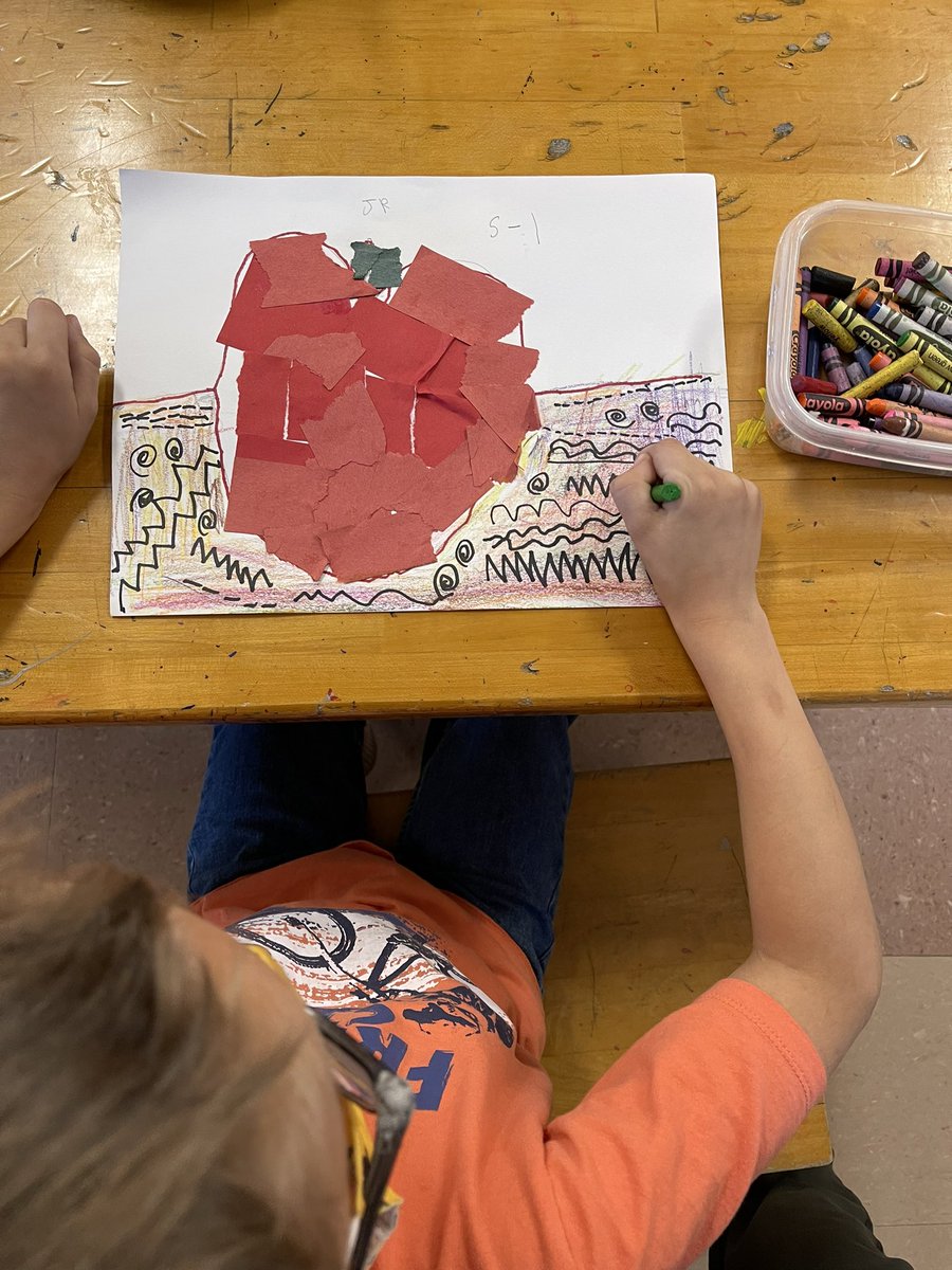 artists_ks's tweet photo. 1st grade CHES artists working on line and texture in their fall apple artwork🎨🌈 @BeekmantownCSD @StoutengerCHES https://t.co/O3RWjhXg8M