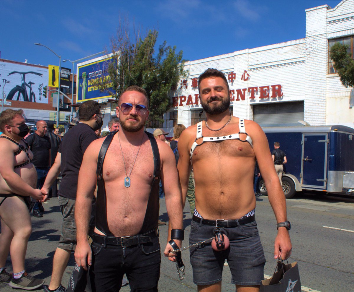 GaydianPhotos's tweet photo. MegaHood 2021 Folsom Street Fair
#FolsomStreetFair #megahood2021 https://t.co/klZVMKkZtD