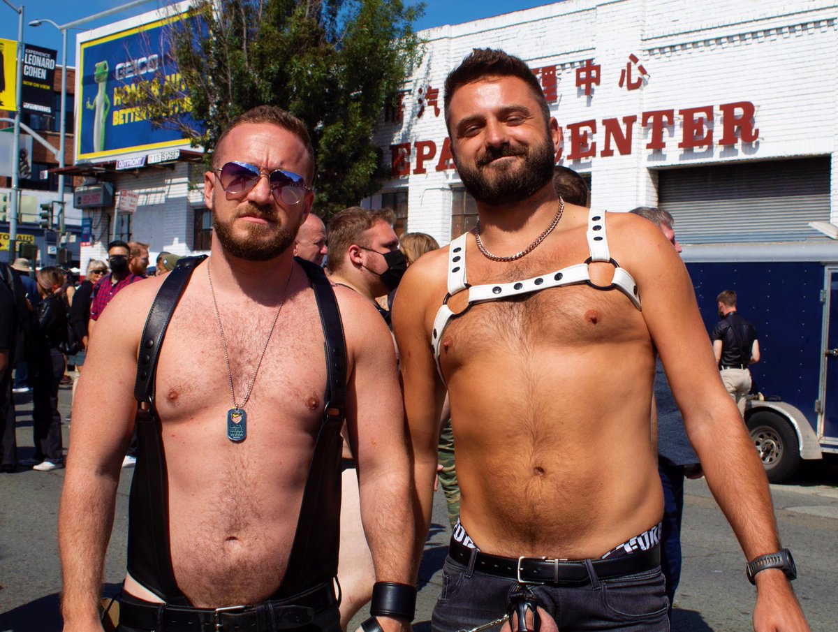 GaydianPhotos's tweet photo. MegaHood 2021 Folsom Street Fair
#FolsomStreetFair #megahood2021 https://t.co/klZVMKkZtD