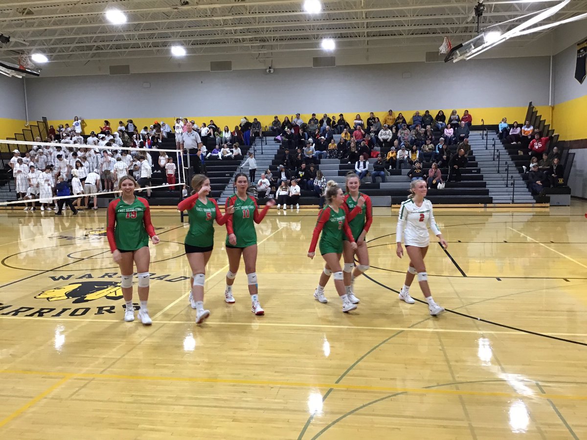 VolleyballGreen's tweet image. Greenwave win the third set 25-20!! #onemoreset