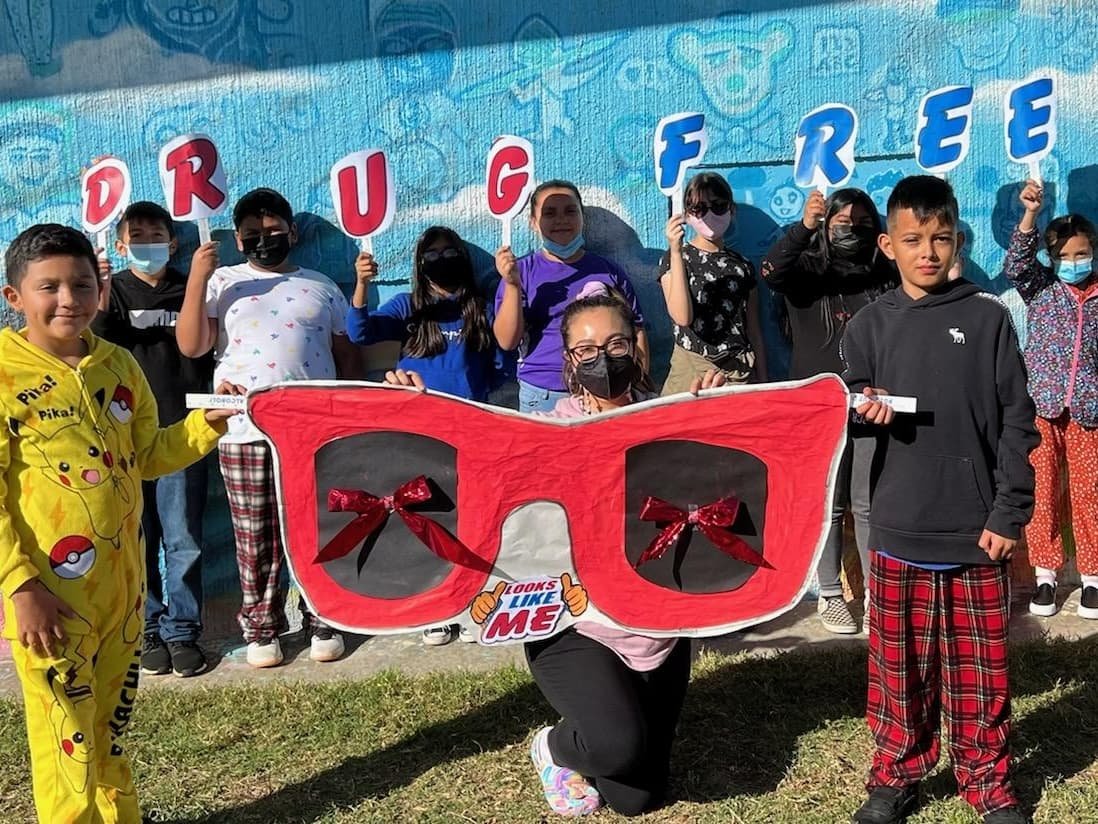 Wake up drug free! Celebrating Red Ribbon Week.