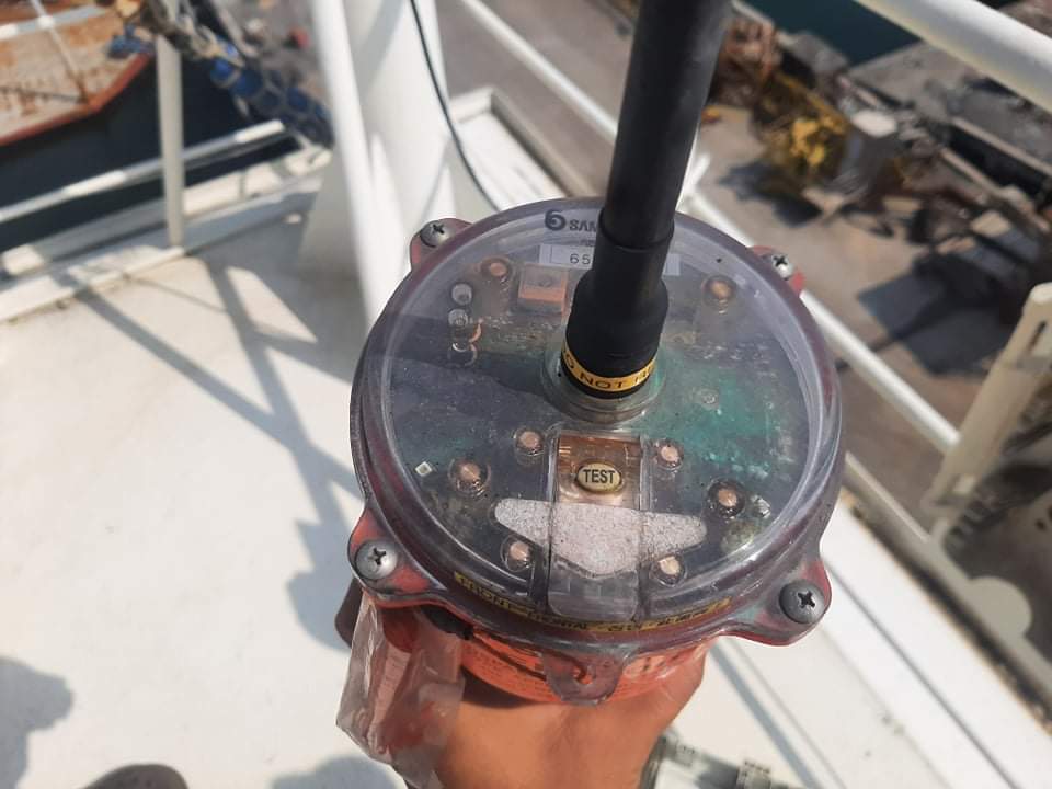 jason_phils's tweet photo. Check-up of Samyung EPIRB SEP-500👍✅

📌 We also do checkup and repair services for your Marine Equipments!

📌 For orders of supplies or service inquiries message us on Facebook or you can email us at jasonelectronicsphil@gmail.com https://t.co/C8Kc8oi2jy
