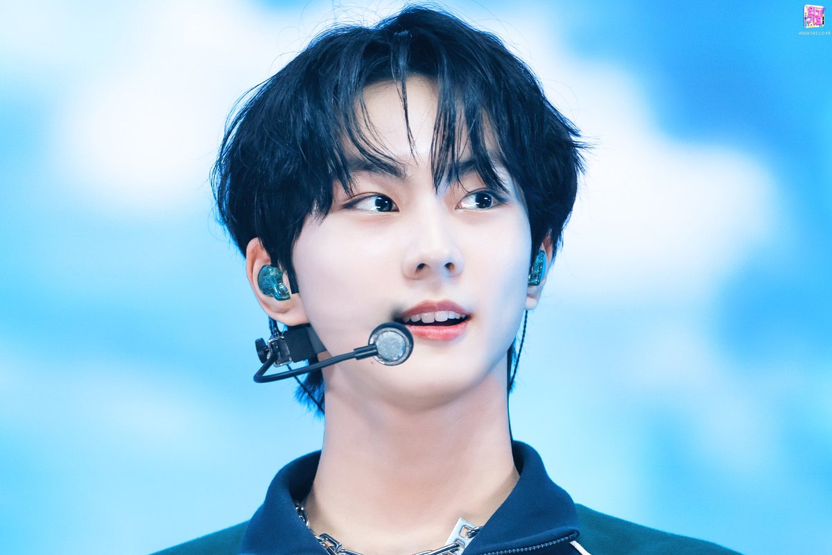 ENHYPEN UPDATES on Twitter: "(2/15) @ENHYPEN_members @ENHYPEN #ENHYPEN