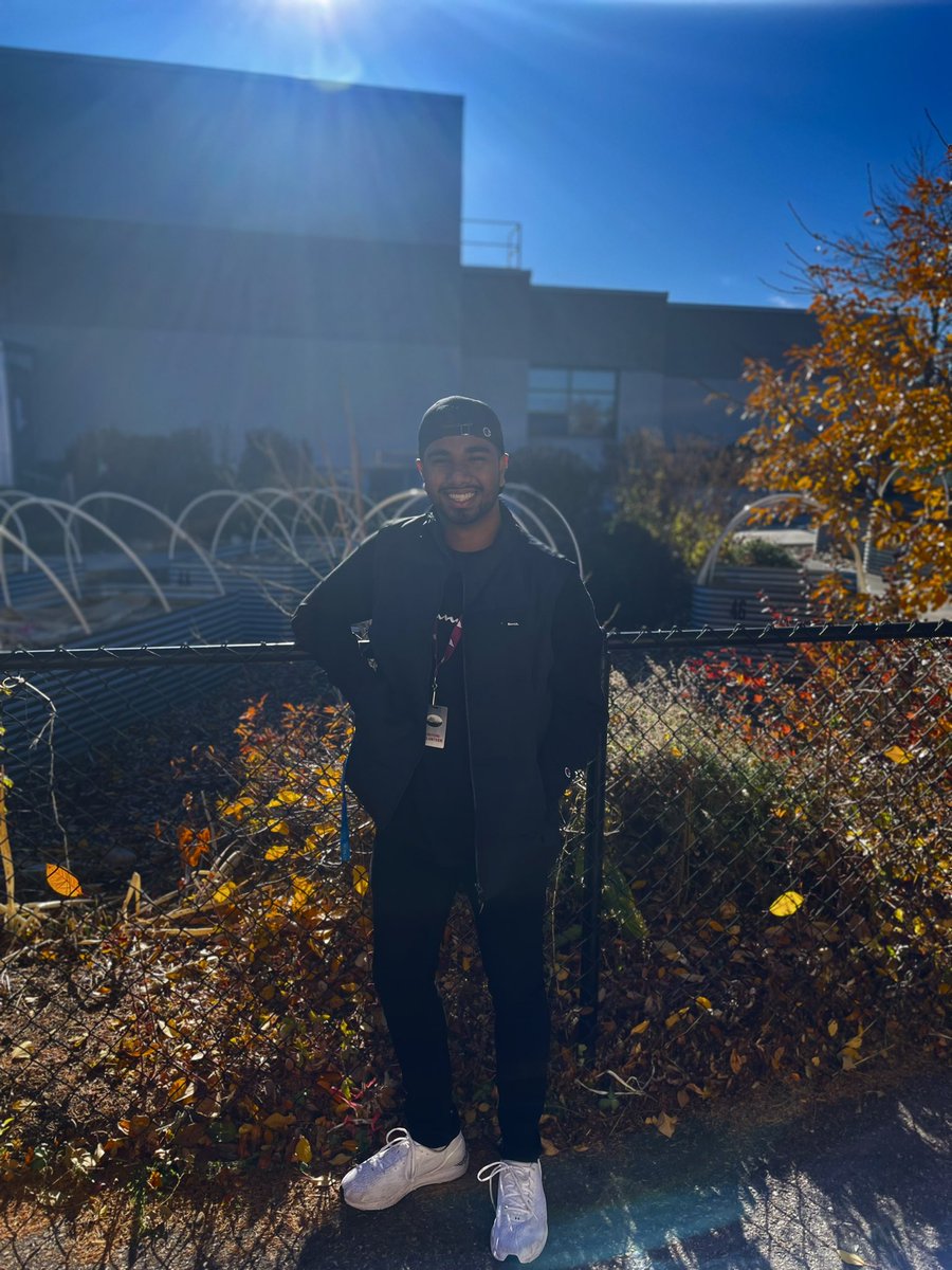 An amazing visit with Alumnus Manpreet Auluck! Class of 2021!  <a href="/rundleacademy/">Rundle Academy</a> @mountroyal4u