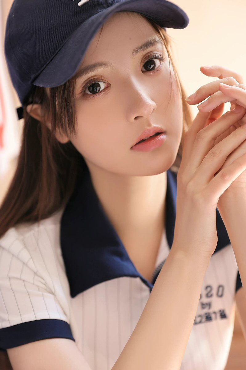 SecretDHX's tweet photo. 放学一起打球⚾ https://t.co/MY3qKIVJuQ