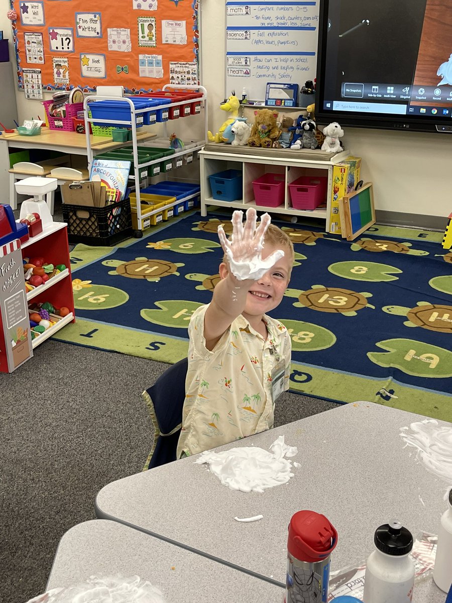 Orangewood_Elem's tweet photo. Thank you to Dr. Quisenberry for getting messy with us today! #young5 @LeeSchools https://t.co/ga8leA8T7N