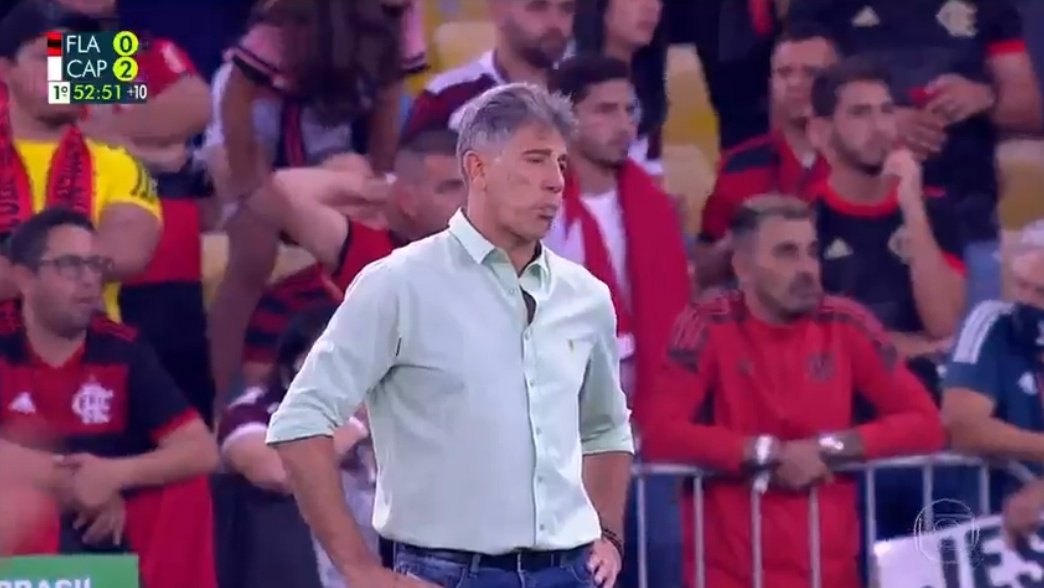 futebolizadas_'s tweet photo. Renato: 'Cobrem futebol bonito de Atlético-MG e Flamengo; se me derem R$ 200 mi, cobrem do Grêmio' https://t.co/u9PF8JNA7A