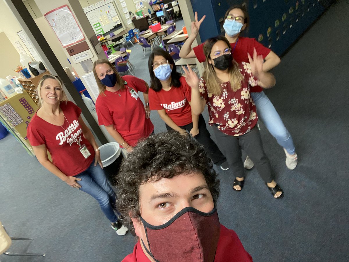 MHagan2ndGrade's tweet photo. Lots of red around today - must be a theme for Red Ribbon Week. https://t.co/emndP0LHnr