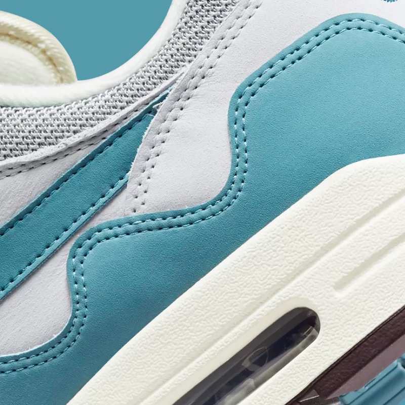 hypedes's tweet photo. El viernes 29 de Octubre es el lanzamiento de las Patta x Nike Air Max 1 Noise Aqua a un precio retail de 160€. Saldrán a la venta en Nike SNKRS y en retailers a partir del 5 de noviembre.

Aquí tienes toda la información para hacerte con ellas: