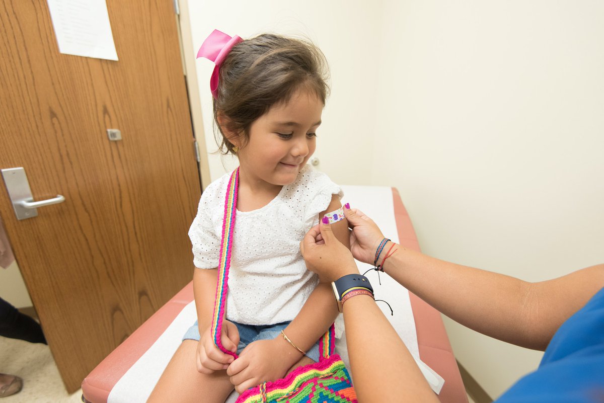 iLabConnect2's tweet image. The #FDA is expected to approve emergency #COVID-19 #vaccinations for children between the ages of 5 and 11 this Friday, October 29. If the #CDC gives final approval, children will start receiving vaccines sooner than expected.