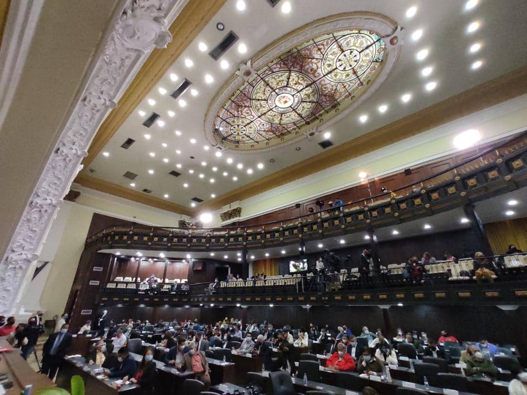 El Estado Venezolano garantiza efectiva y responsablemente su obligación con el cumplimiento irrestricto en la defensa de los derechos humanos de nuestro Pueblo,ningún órgano público o privado puede vulnerarlos, somos servidoras y servidores públicos en favor de la Paz y la Vida.