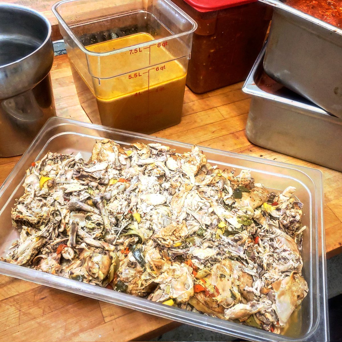 ParsonageThe's tweet photo. Its those extra steps @theparsonageonmain that add to the flavor and food experience.
Not to mention total utilization of product..
Chicken stock/demi
Then add pulled chicken to up coming special..
#theparsonage #eattheworld #supportlocal #comfortfood #slowdown #chickenstock https://t.co/NAUKazSsxP