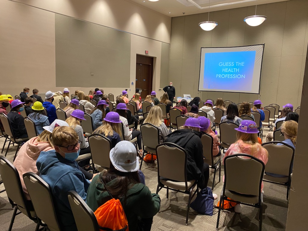 RRHS Sophomores attended the 10th Northern Valley Career Expo today, joining students from Grand Forks and rural high schools. The Expo provided students with opportunities in hands-on interaction, information on careers, and break out sessions on specific careers. #NVCE