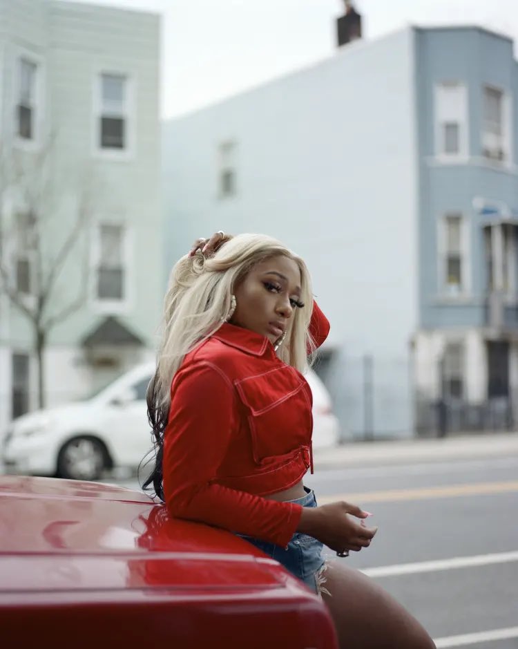 StansPAPER's tweet photo. ⋟ Mali shot by Matthew Rollston. For more information on the rookie rapper check out:
° https://t.co/a3ITSvqfOI https://t.co/rVhGE7GIRw