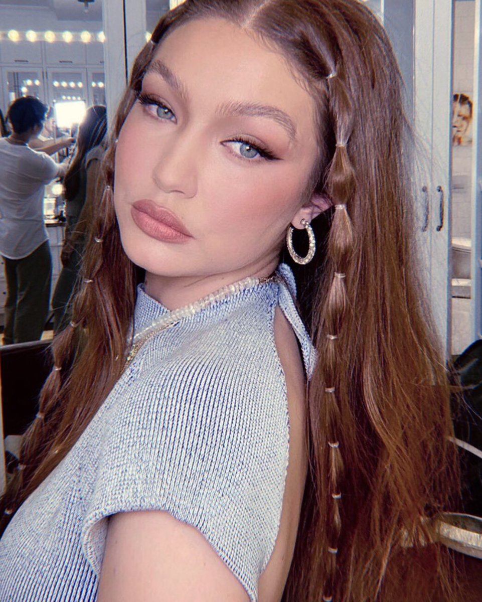 ayakavt's tweet photo. yes, i know i make it hard to ignore me, cut the attitude and put it on me. i hate you turns into i love you in the bedroom, we fuck and make up like it’s Maybelline, pickin’ fights so you can put it down like that but why i gotta fuck you up to make you fuck like that? https://t.co/YH8bvihLQW