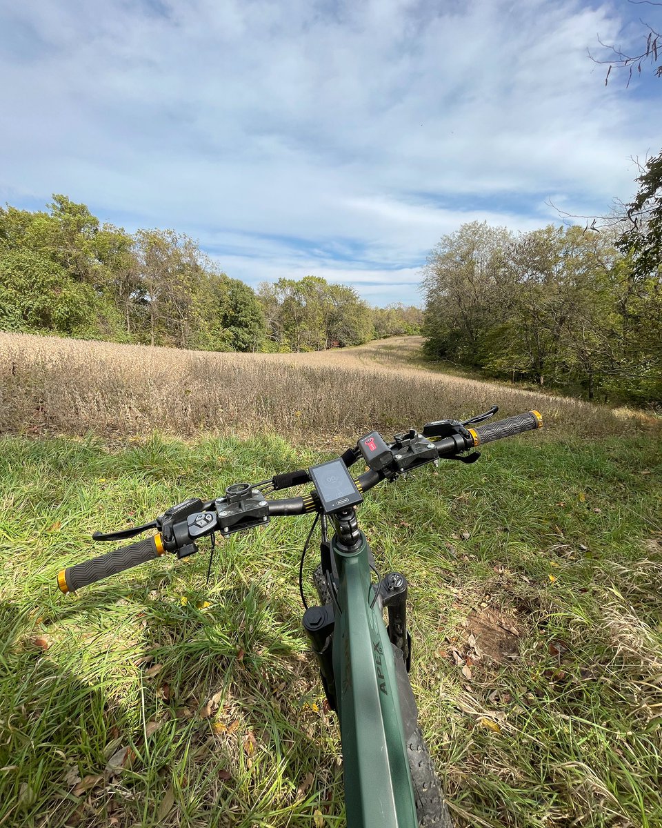 thelindseyway's tweet photo. It was a great day for moving cams and checking cards in stealth mode on the @QuietKatOffroad ! ๐ฒ
#quietkat #ebike #scouting #pikecounty #illinois #deerseason #snacksforracks #thelindseyway https://t.co/xzd0k6HPz4