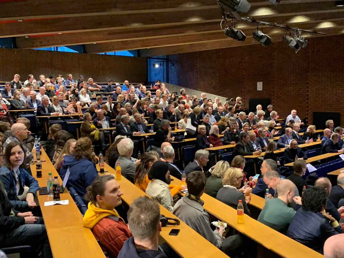 Great fun to be allowed to share my thoughts and work on AI, uncertainty and recommender systems (applied at 
<a href="/FINN_tech/">FINN Technology</a>) at the <a href="/UniOslo/">Universitetet i Oslo</a> Data Science Day and the opening of the #dScience centre. Thank you all :)