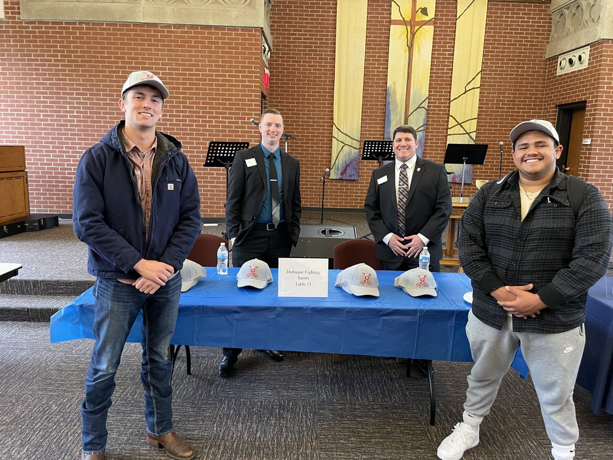 ud_wrestle's tweet photo. A huge thanks to the University of Dubuque Vocation, Career Service &amp; Community Engagement for putting on their Back in Business: Employer Networking Event! Our Spartan Wrestlers had a great time interacting and networking with local businesses in Dubuque 
 @UDCareerCenter https://t.co/6Eq6ntj7CH