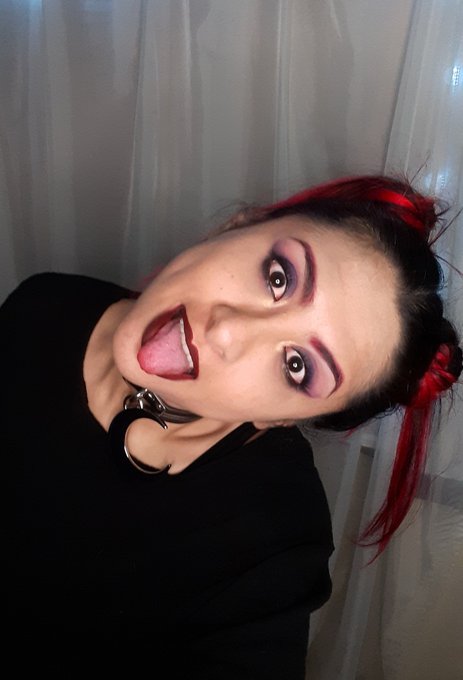 I'll be on Twitch tonight at 10 pm US CST for fun shenanigans, demons, and all kinds of exciting distractions<a href="/tag/feelingcutemightdeletelater"class="tags"><span>#feelingcutemightdeletelater</span></a>