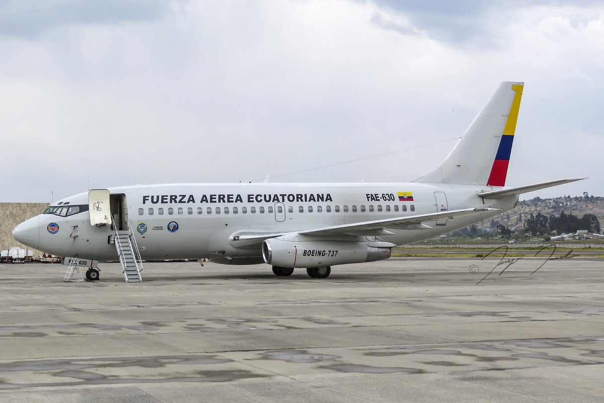 Diogo_NMS's tweet photo. Saludamos a las damas y caballeros del aire en este día en que se cumplen los 101 años de la creación de la aviación ecuatoriana y día de la @FuerzaAereaEc
Felicidades por los #101AñosFAE y que sean muchos más!!! 🎖️✈️🇪🇨
#Mirage #AirbusH145 #Boeing737 #Grob120 https://t.co/AXpPtAzlfb