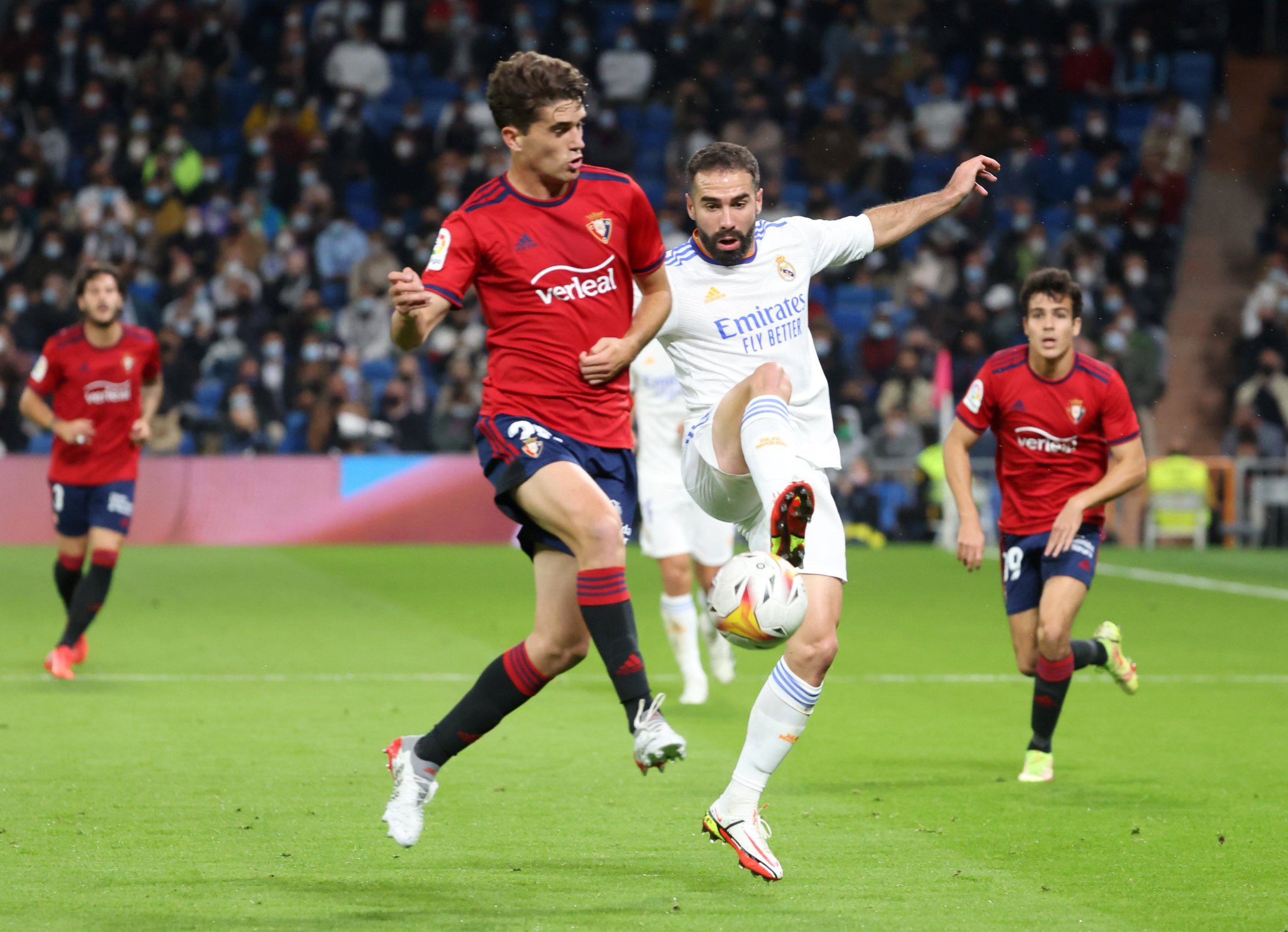 Осасуна реал мадрид обзор. Реал Мадрид Осасуна. Реал Мадрид 2 1 оссасуна. Осасуна vs real Madrid. Осасуна - Реал матч.