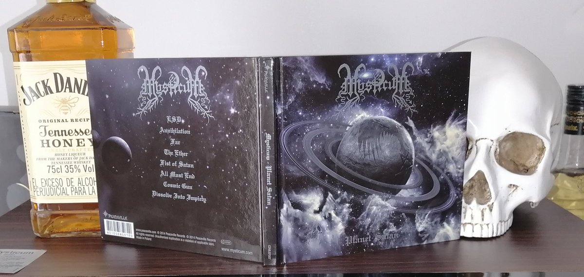 cvidal_EstuansI's tweet photo. Octubre 27, 2014 #Mysticum 🇧🇻 lanza su álbum "Planet Satan" Grabado y Mezclado en #FiasCo Studios por Sverre "Slob Rock" Dæhli, y másterizado en #StrypeAudio por Tom Kvalsvoll 
#UnDiaComoHoyEnElMetal
#BlackMetal #NorwegianBlackMetal #IndustrialBlackMetal #NeverStopTheMadness https://t.co/OFgt9Zy1B7