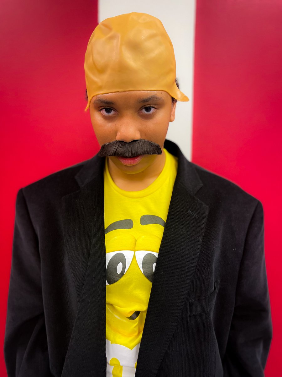_MomentumDance's tweet photo. In case you were wondering, this is Steve Harvey.  #momentumdanceproject #MDPszn5 https://t.co/lDA3aDCyZJ