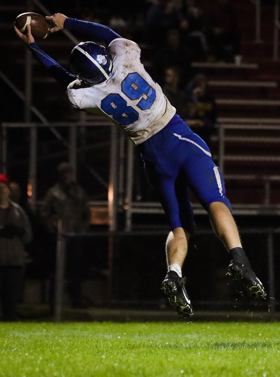 Playoff bound baby <a href="/Pitt20_/">J. Pittman</a> <a href="/PStuursm/">Peter Stuursma</a> <a href="/CoachBradOtter/">Brad Otterbein</a> <a href="/CoachP_Alma/">Jason Polmanteer</a> <a href="/CoachAbbs/">Troy Abbs</a>