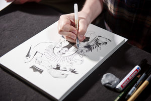 Margaret Atwood's MaddAddam: Kulturjournalist Thomas Klingenmaier im Gespräch, Barbara Stoll liest und Hanna Wenzel zeichnet. Am Freitag im Rahmen der #DragonDays bei uns lindenmuseum.de/erleben/verans… @stuttgarttweets