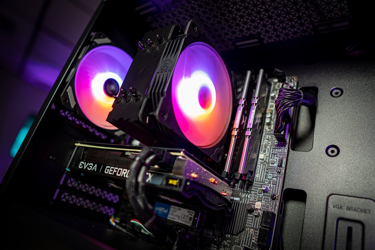 StinceBuilt's tweet image. We&apos;re really digging these mATX builds! 🔥

Who&apos;s Next?! ✅
stincebuilt.com/lets-build

#StinceBuilt #CustomPCs